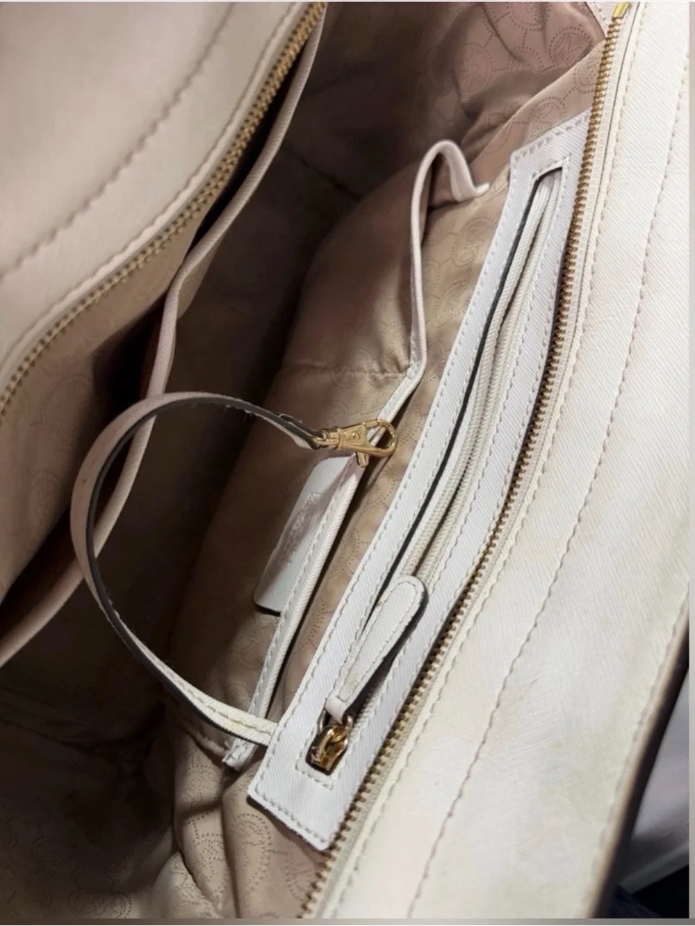 Michael Kors Selma Woman’s Bag